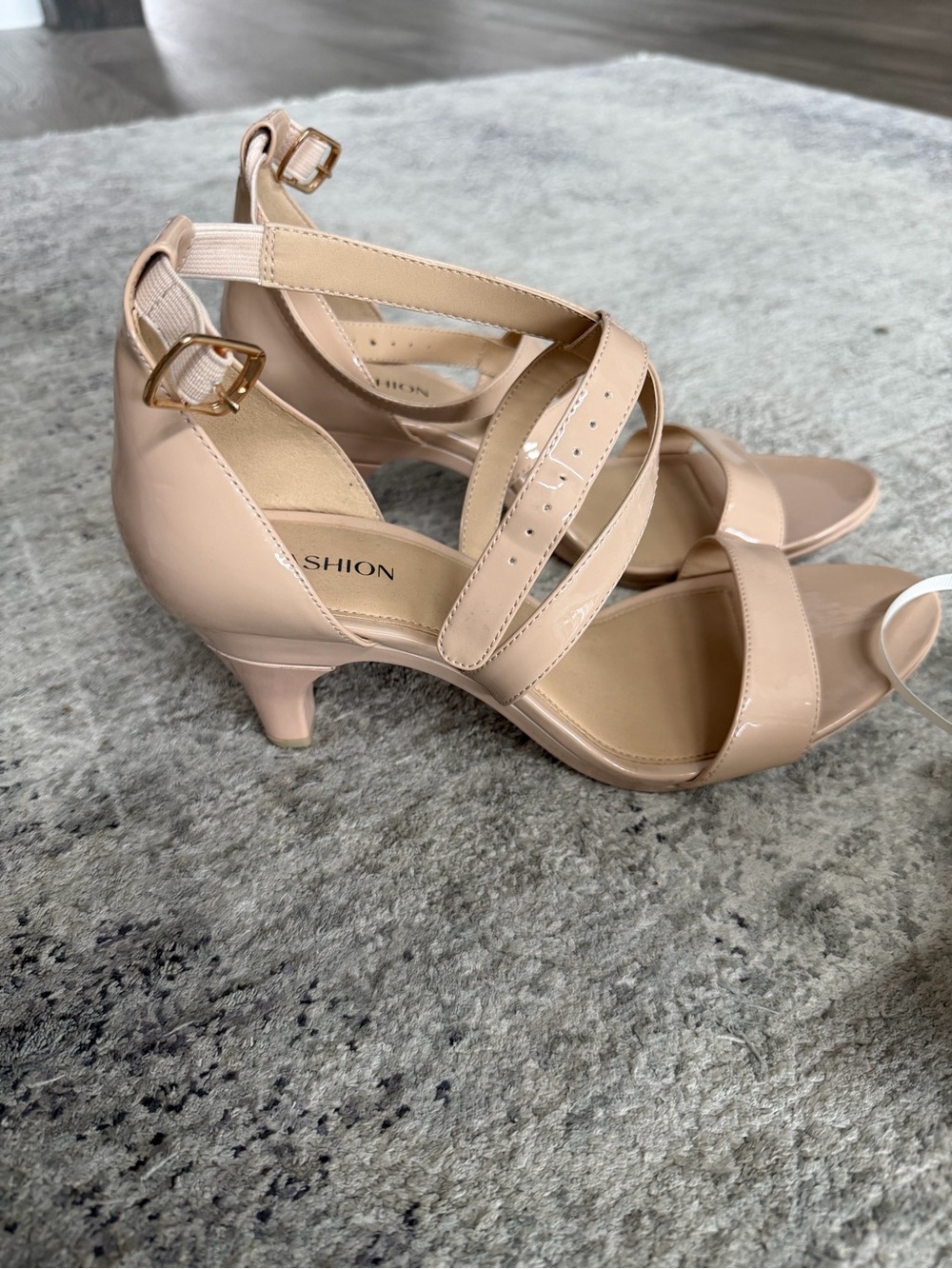 Women's Nude Patent Pashion Convertible  Heel Strappy Sandals